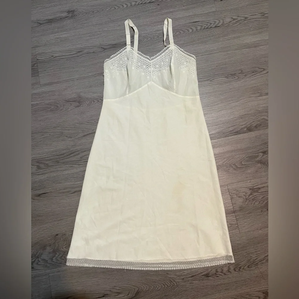 Vintage slip dress with lace trim - Picture 1 of 6